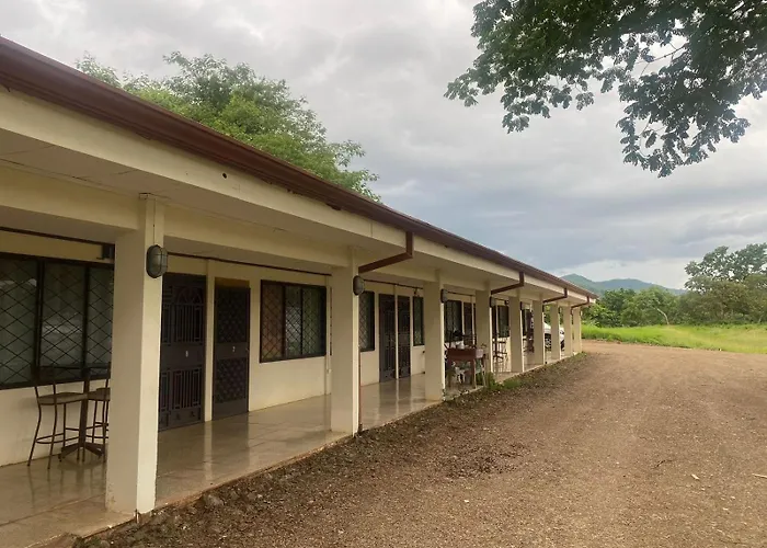 Country Club 3*
